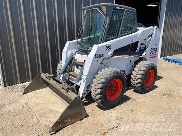 Bobcat S220 Skid steer loaders