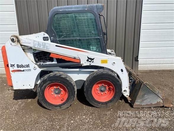 Bobcat S450 Skid steer loaders