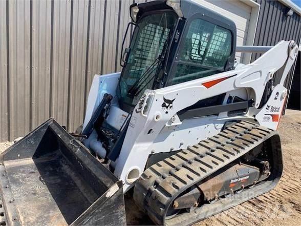 Bobcat T870 Skid steer loaders