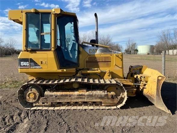 CAT D4G XL Crawler dozers