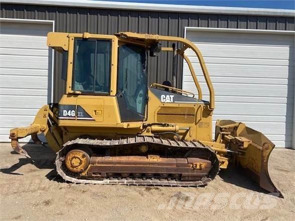 CAT D4G XL Crawler dozers