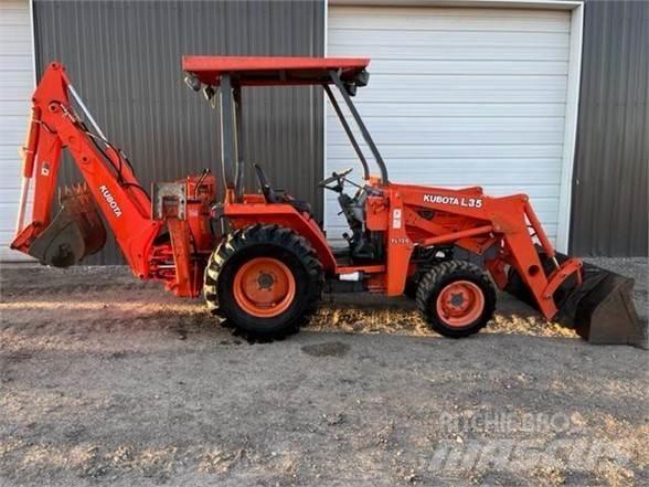 Kubota L35 Backhoe loaders