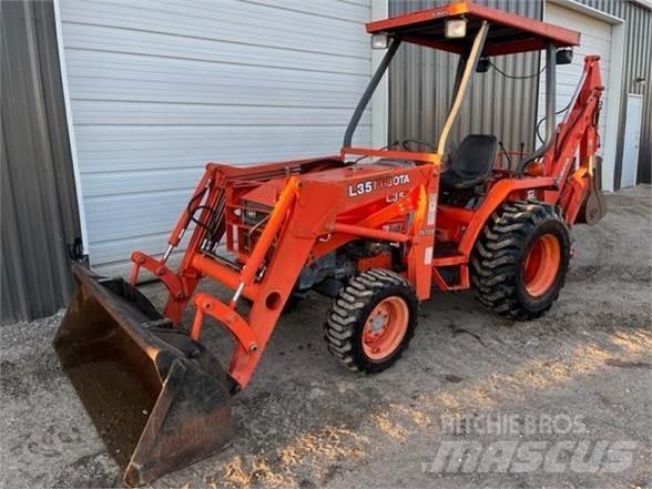 Kubota L35 Backhoe loaders