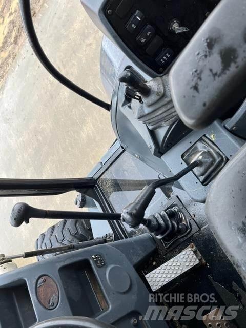 Terex TLB840R Backhoe loaders