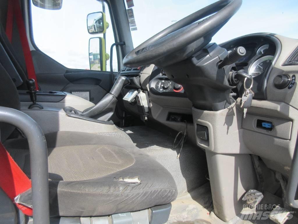DAF 45.210 ATI Beavertail Flatbed / winch trucks