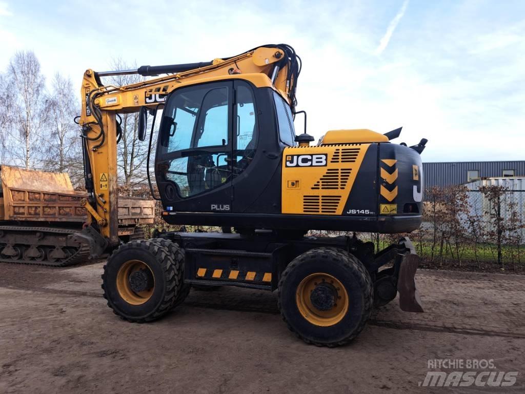 JCB JS 145 W Wheeled excavators