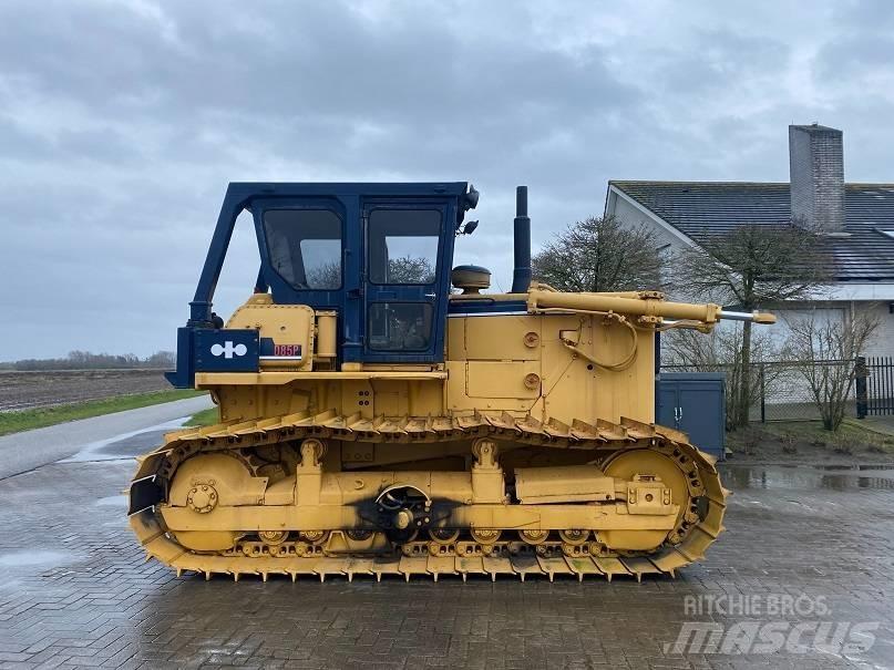 Komatsu D 85 P Crawler dozers