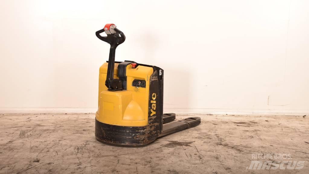 Yale MP 16 Low lifter