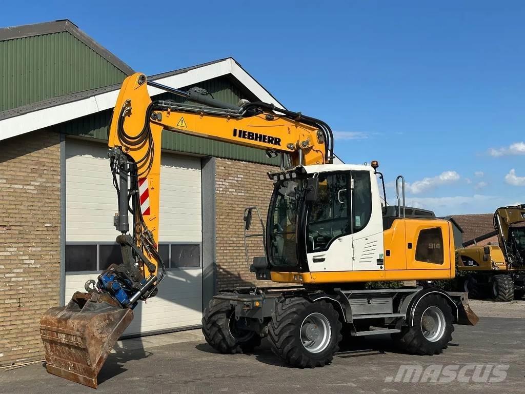 Liebherr A914 Wheeled excavators