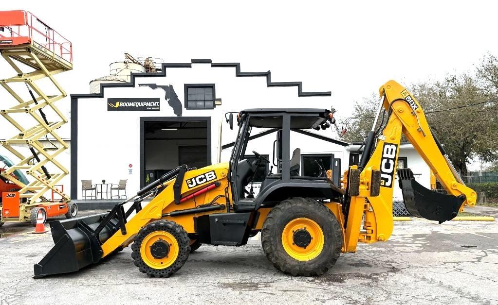 JCB 3 CX Backhoe loaders