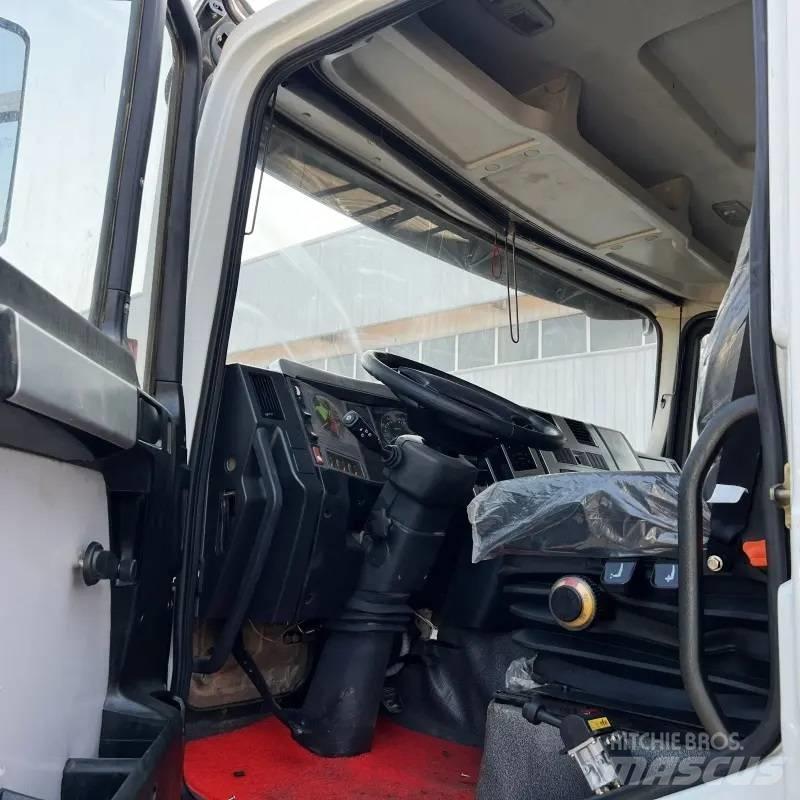 Shacman F 3000 Tipper trucks
