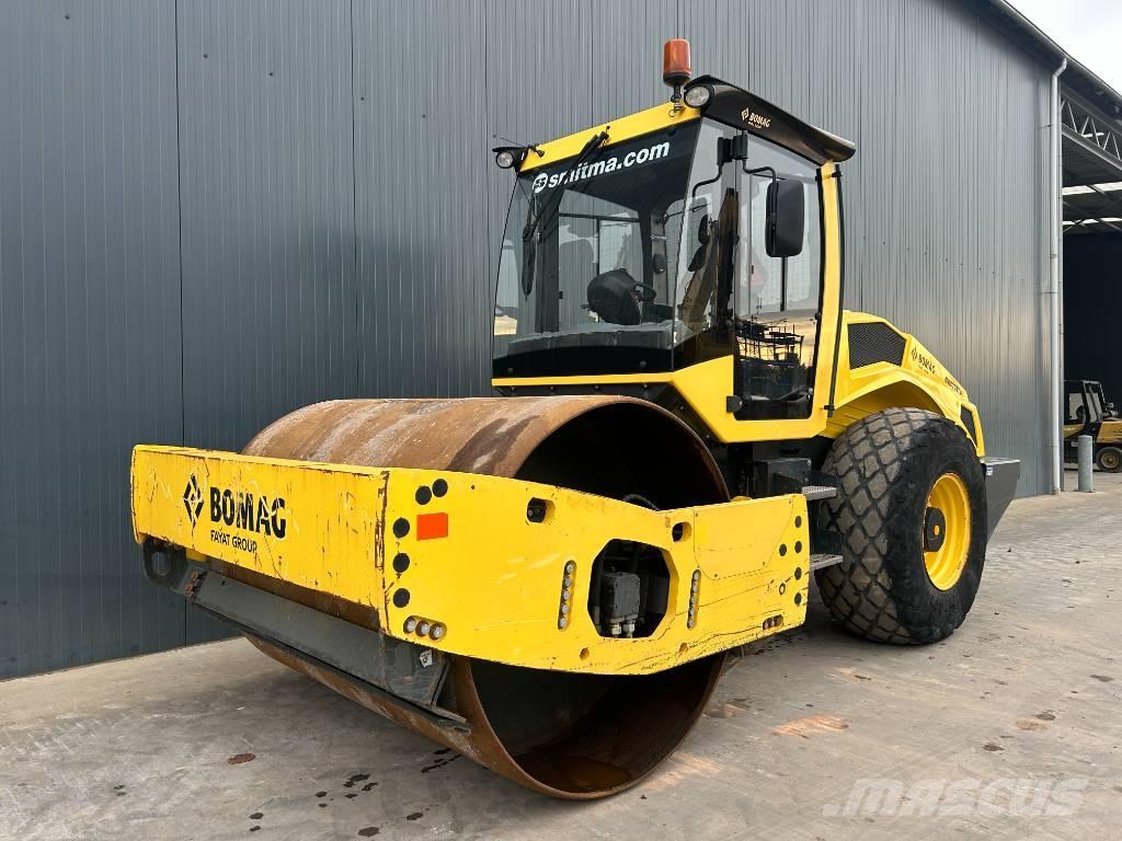 Bomag BW213D-5 Single drum rollers
