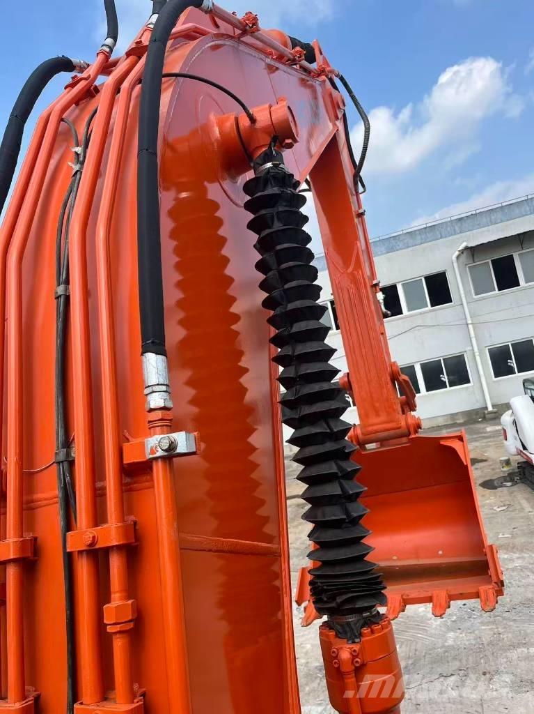 Hitachi ZX 250 Crawler excavators