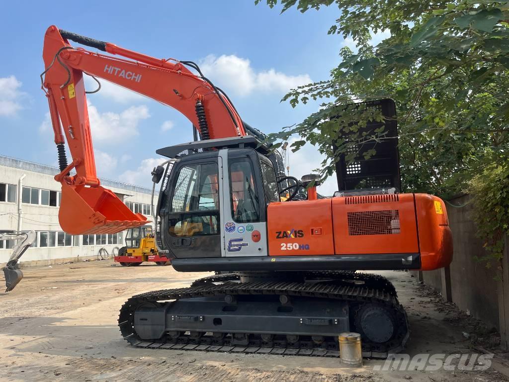Hitachi ZX 250 Crawler excavators
