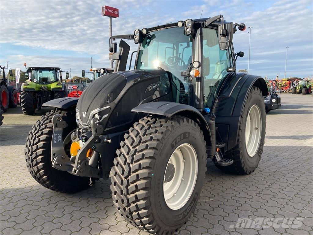 Valtra N155 Direct Tractors