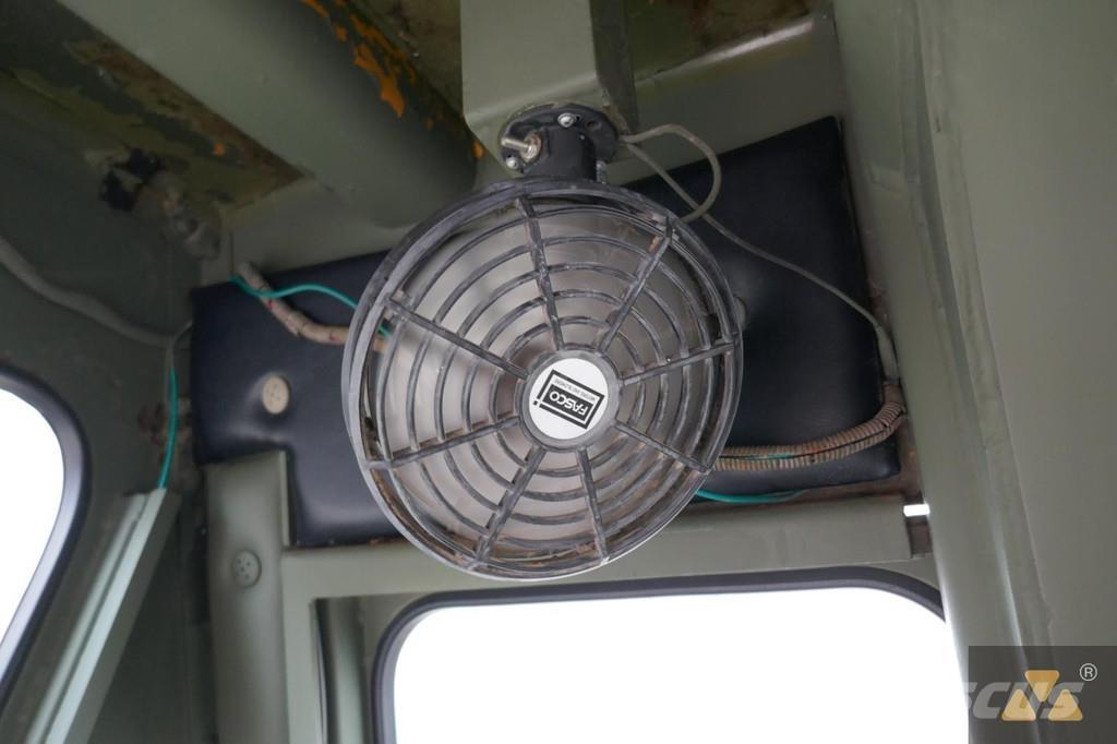 CAT D7G Ex-army Crawler dozers