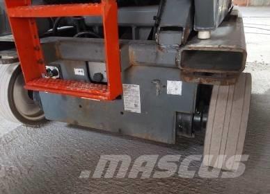 SkyJack SJ III 4726 Scissor lifts