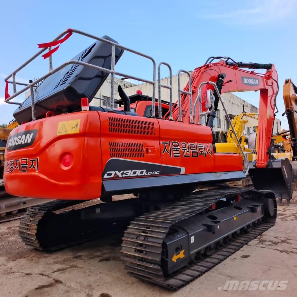 Doosan DX 300 LC-9S Crawler excavators