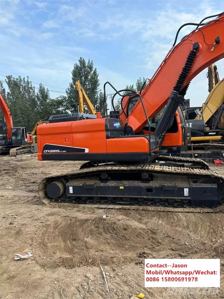 Doosan DX 225 LCA Crawler excavators