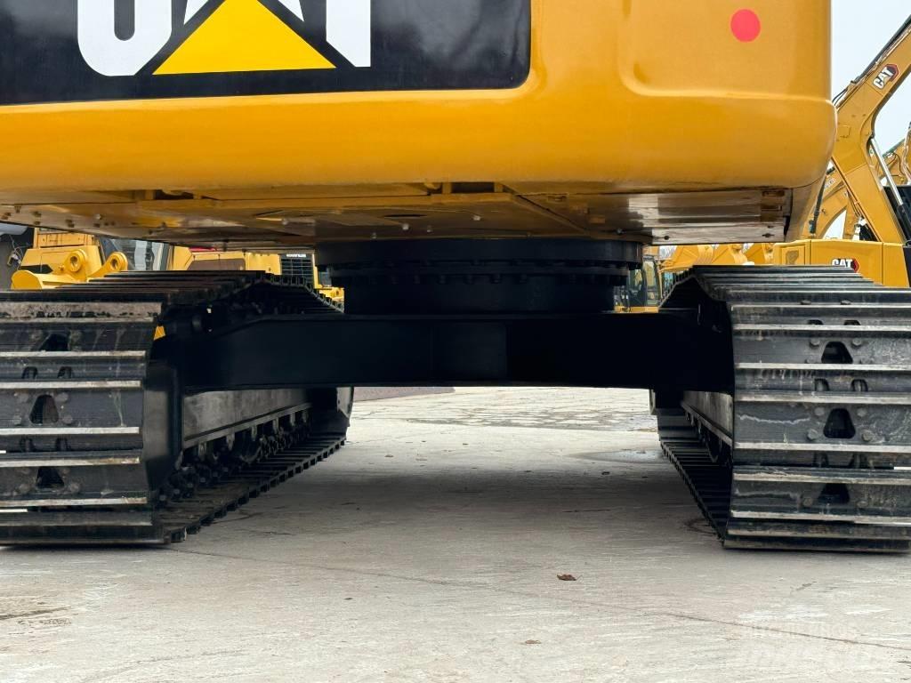 CAT 326D2 Crawler excavators