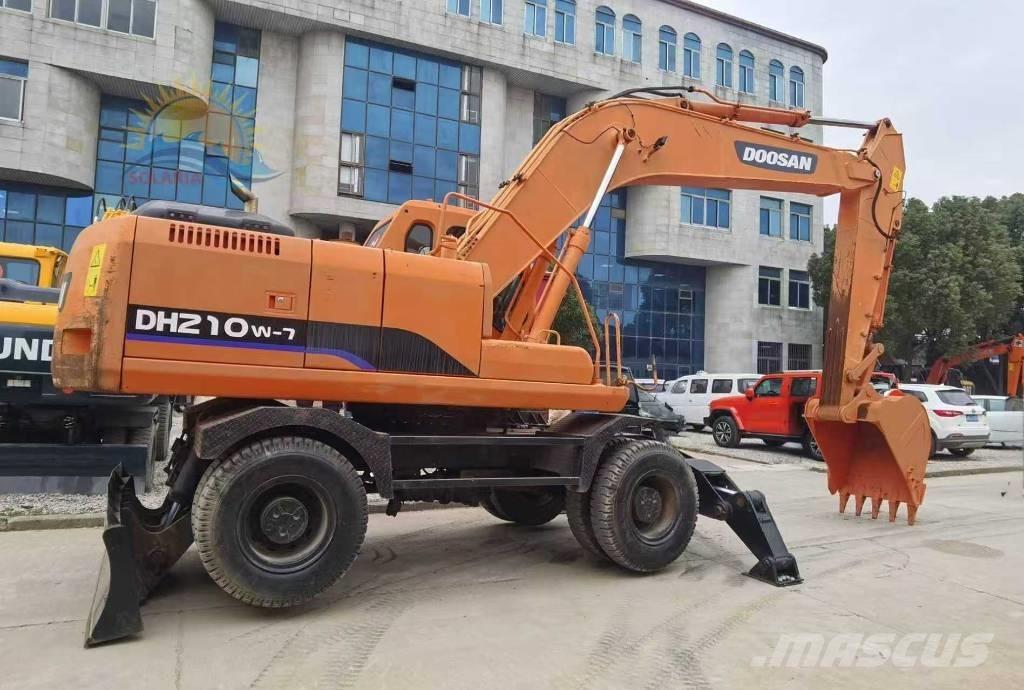 Doosan DH 210 W-7 Wheeled excavators