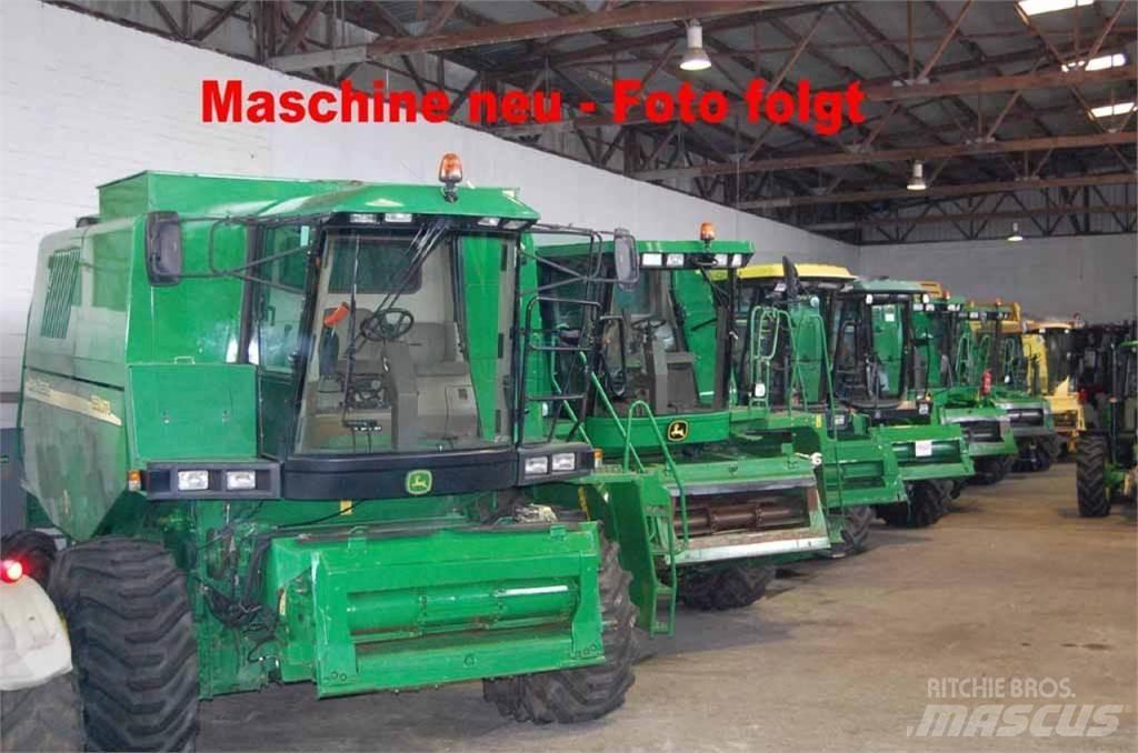 John Deere 2056 Combine harvesters