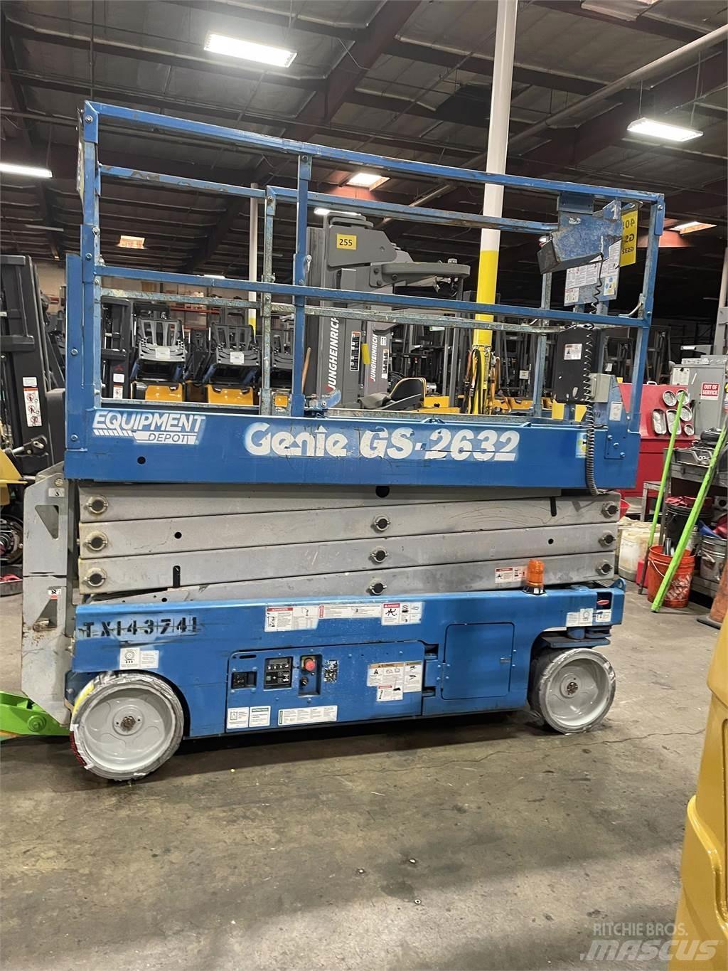 Genie GS-2632 Scissor lifts