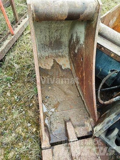 Ammann CAT320B-LN - Buckets