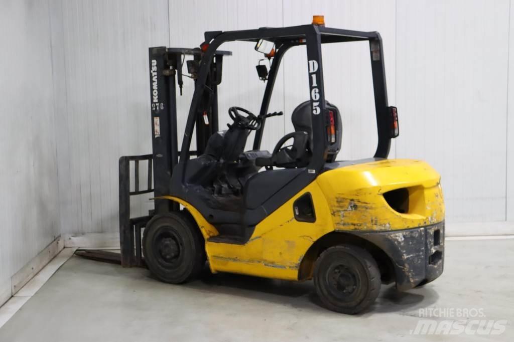 Komatsu FD25T-16 Diesel trucks