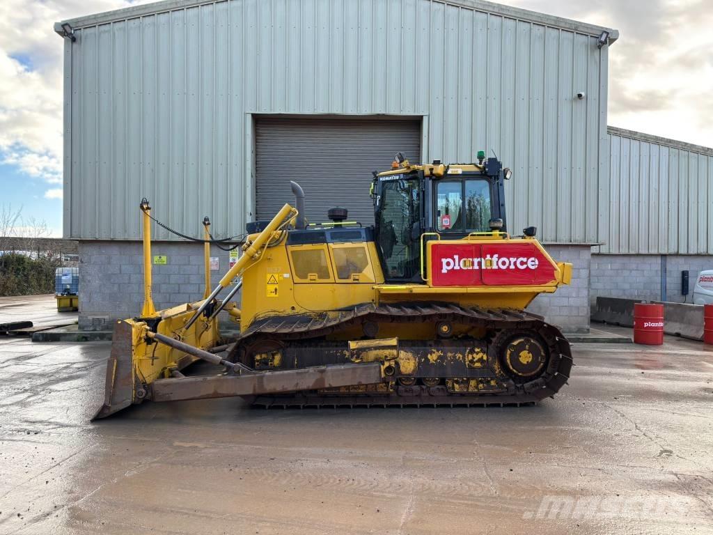 Komatsu D65PX-18E0 Crawler dozers
