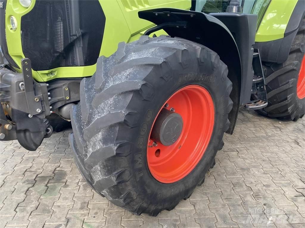 CLAAS Arion 640 Tractors