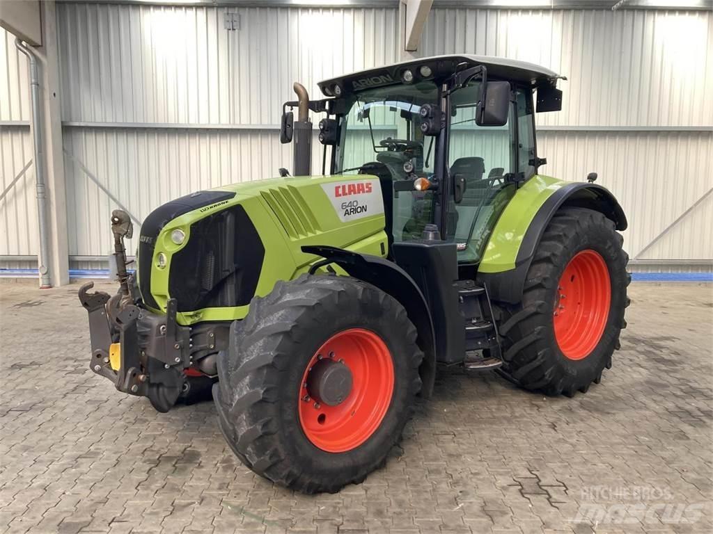 CLAAS Arion 640 Tractors