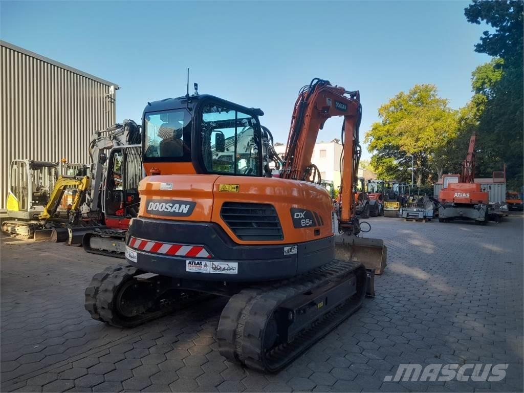 Doosan DX85R-3 Midi excavators  7t - 12t