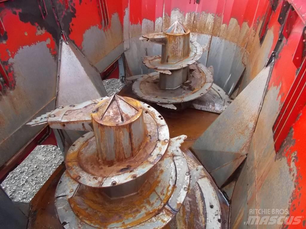 JF VM-27 Mixer feeders