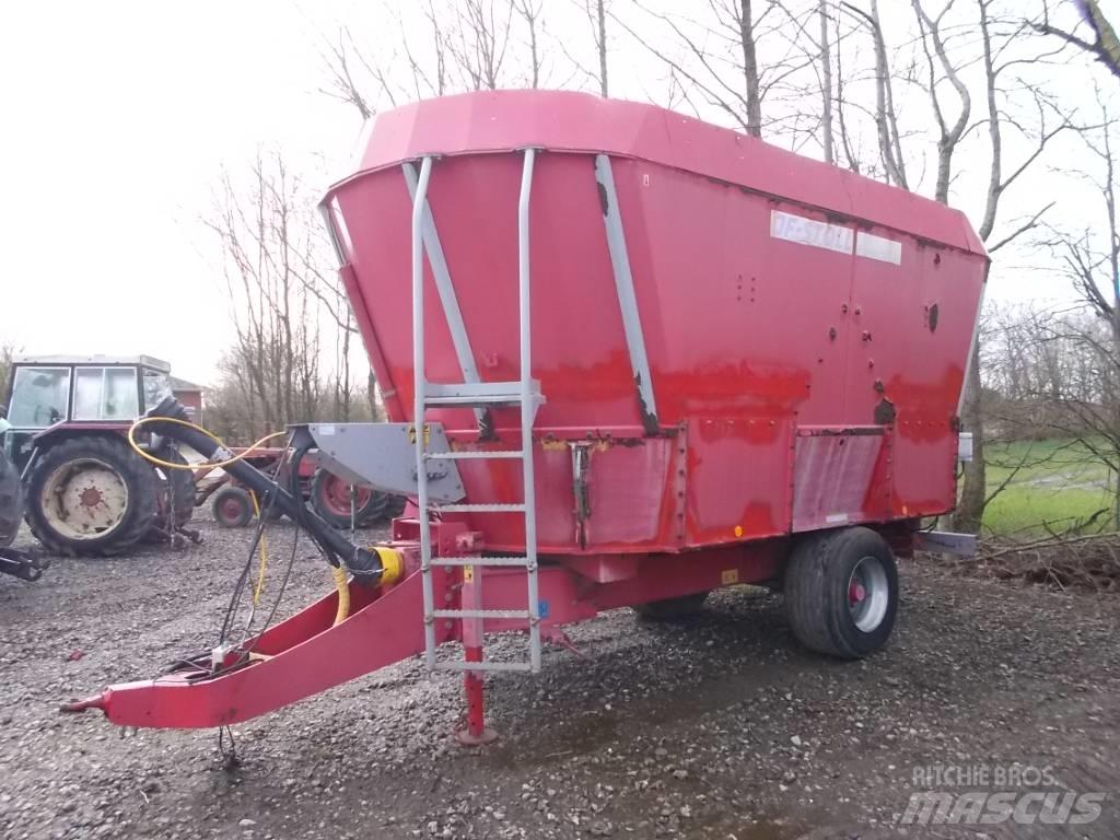 JF VM-27 Mixer feeders