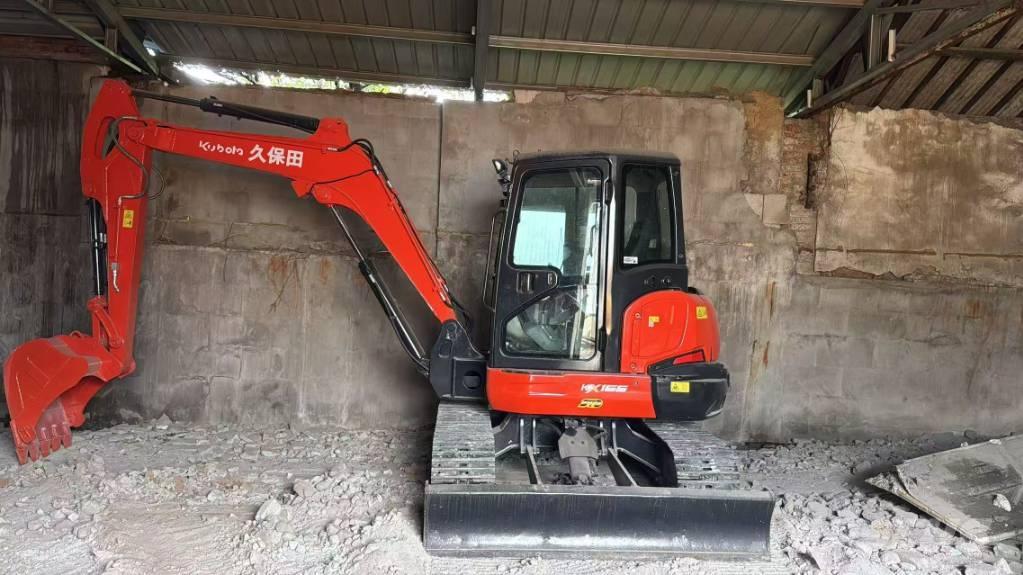 Kubota 165 Crawler excavators