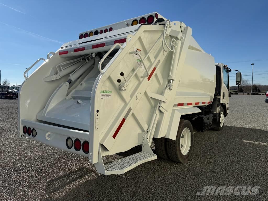 Isuzu NRR Waste trucks