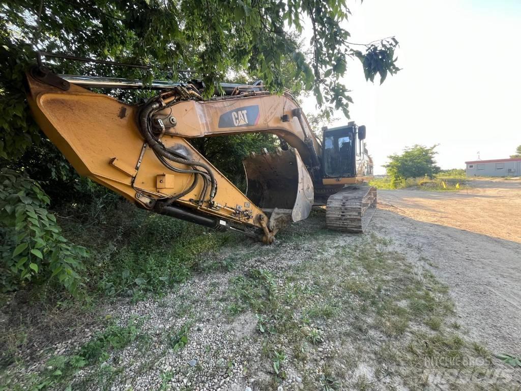 CAT 330 D Crawler excavators