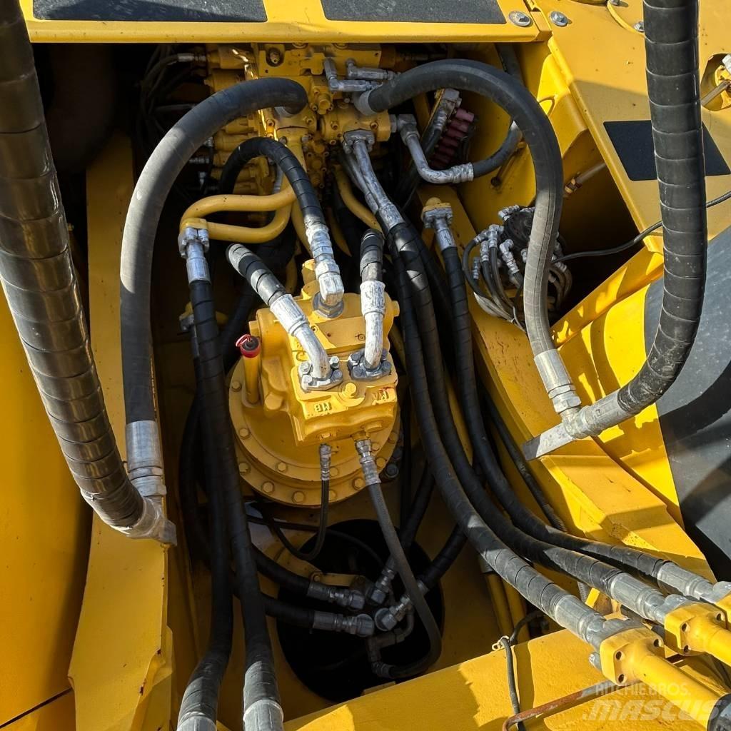 Komatsu 350-7 Crawler excavators