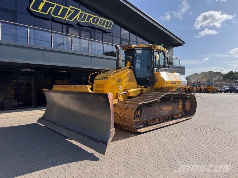 Komatsu D71 PXi-24EO Crawler dozers
