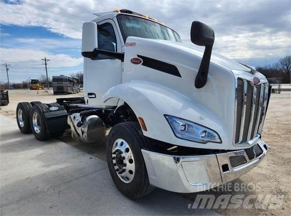 Peterbilt 579 Tractor Units