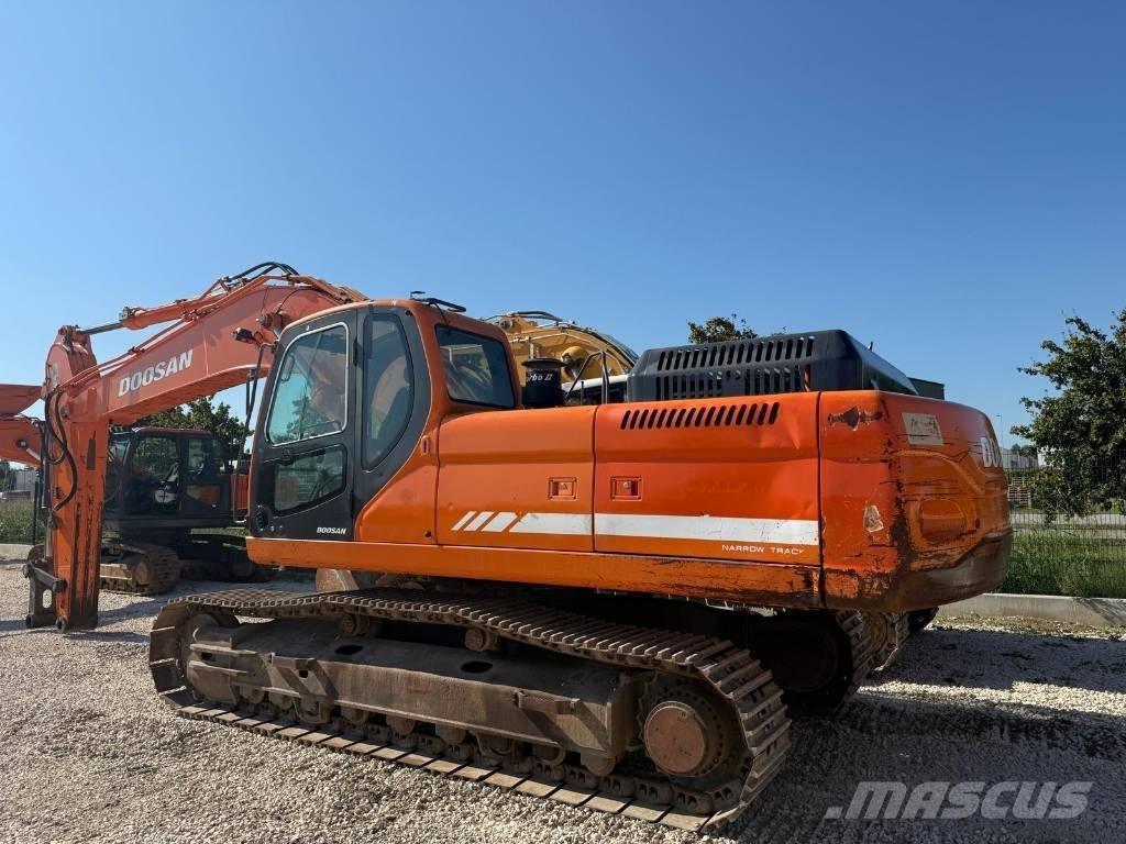 Doosan DX 340 LC Crawler excavators