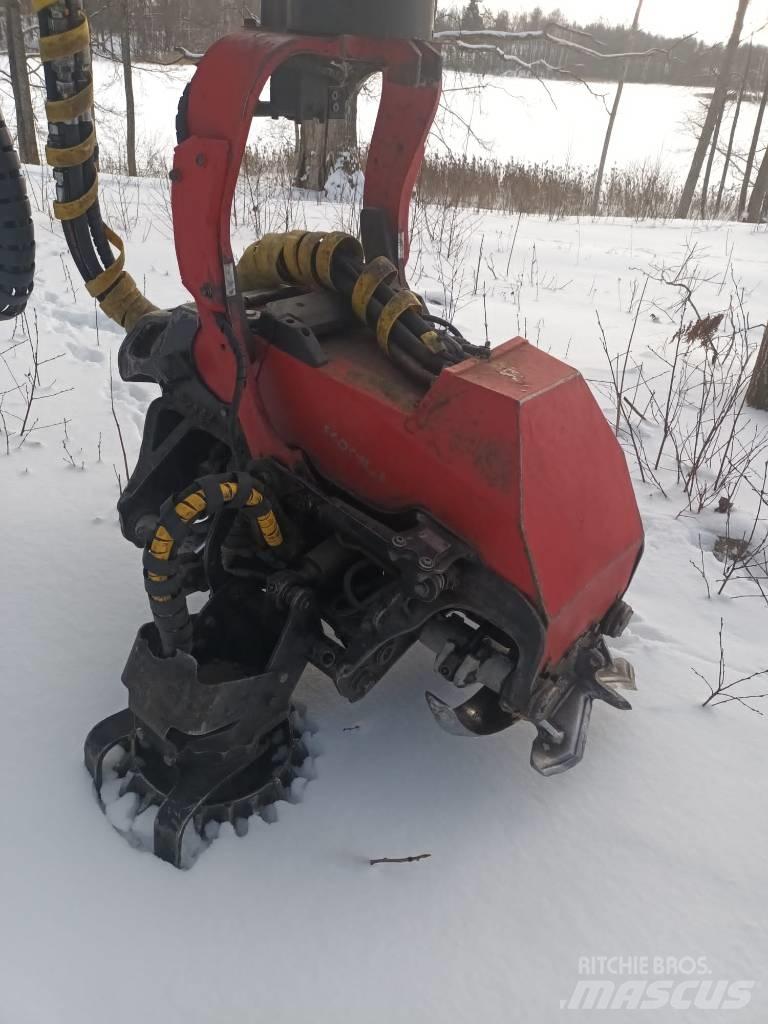 Komatsu 911CX-6 Harvesters