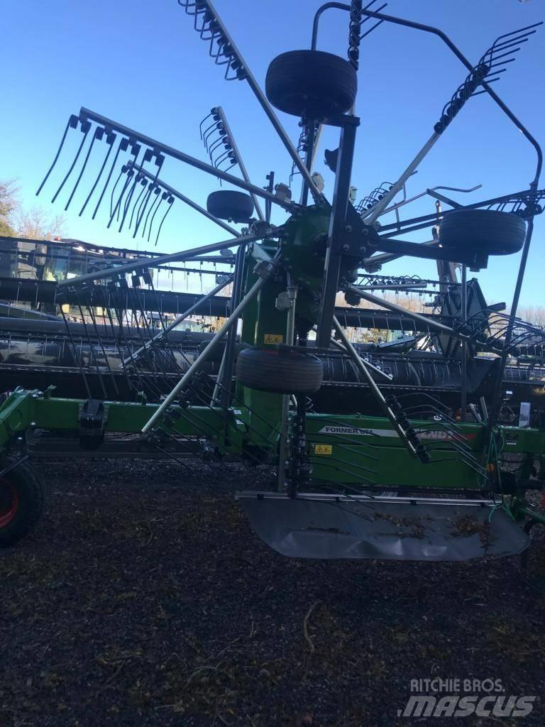 Fendt Former 671 Rakes and tedders