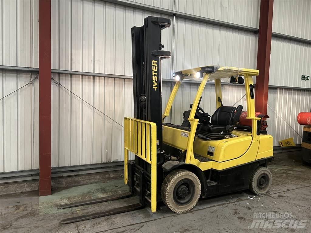 Hyster H2.5FT LPG trucks