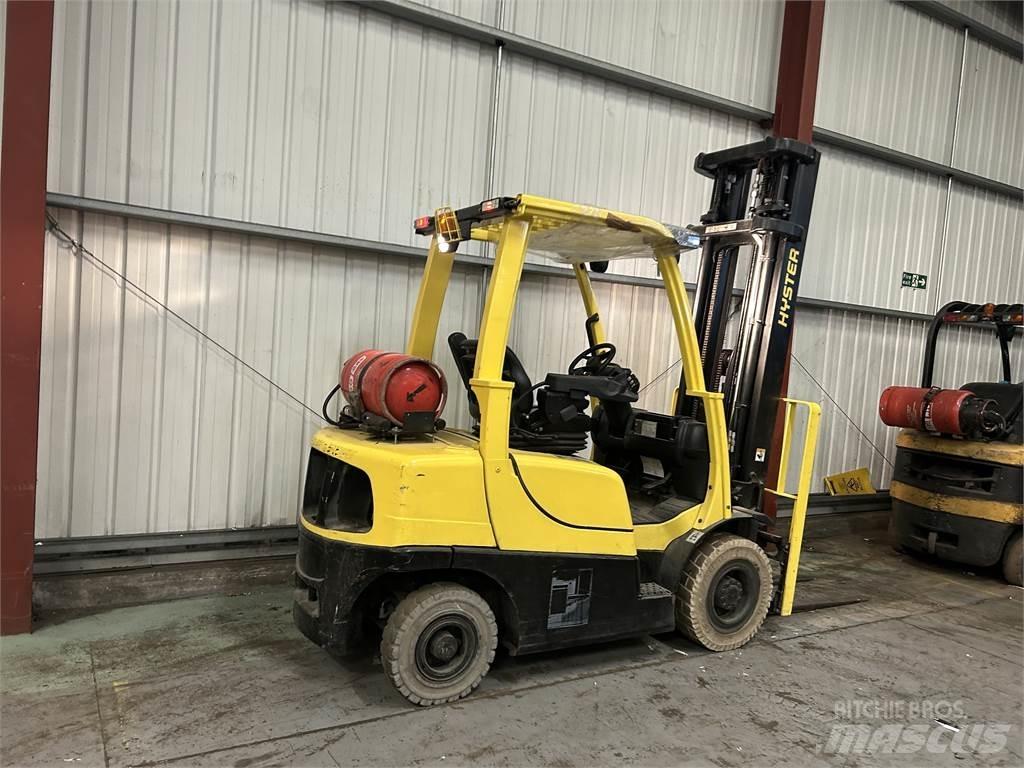 Hyster H2.5FT LPG trucks