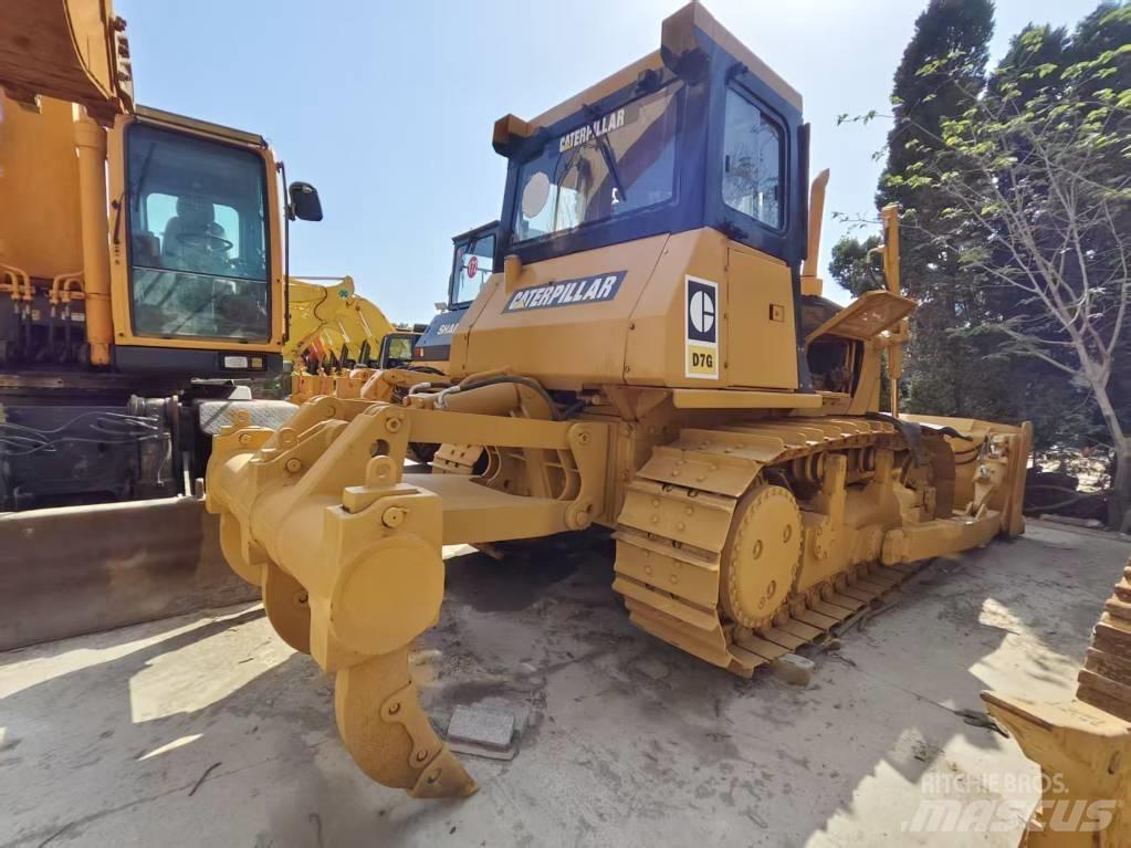 CAT D 7 G Graders