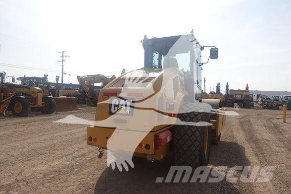 CAT CS68B Single drum rollers