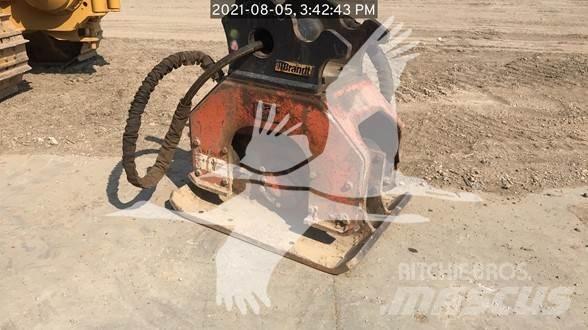 NPK C8C Towed vibratory rollers