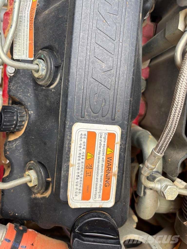 Hyundai HC130ALCR Special excavators